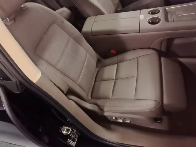 IM Motors LS6 — Фото автомобиля 24
