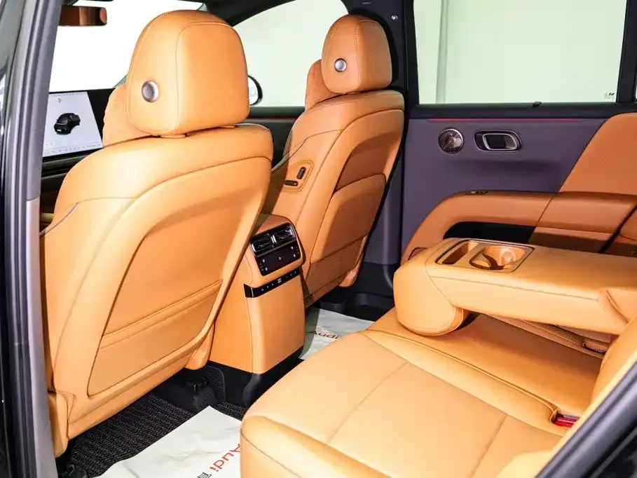Li Auto Li Auto i6 2025 2WD Base Model — Фото автомобиля 18