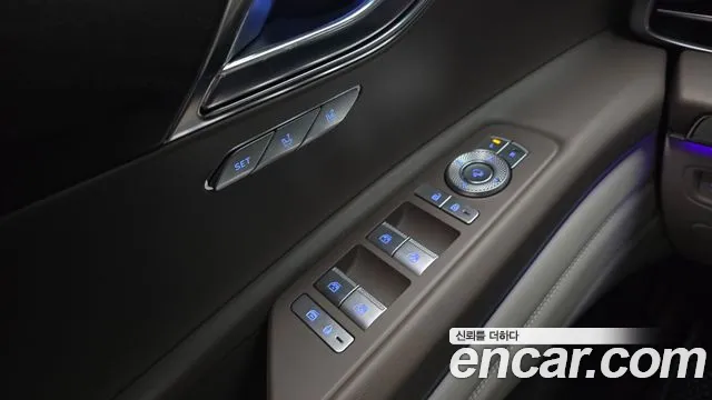 Genesis GV80 2.5T Бензин AWD — Фото автомобиля 28
