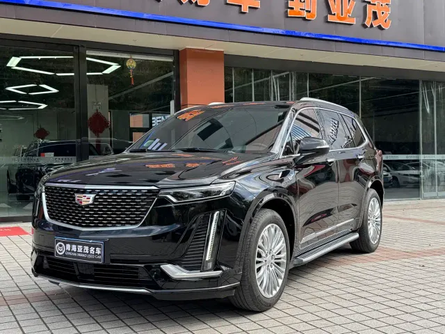 Фотография автомобиля — Cadillac XT6
