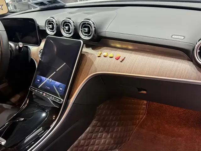 Mercedes-Benz C-Class — Фото автомобиля 8