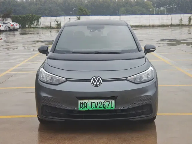 Volkswagen ID.3 — Фото автомобиля 3