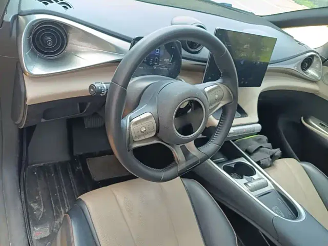 BYD Dolphin — Фото автомобиля 9