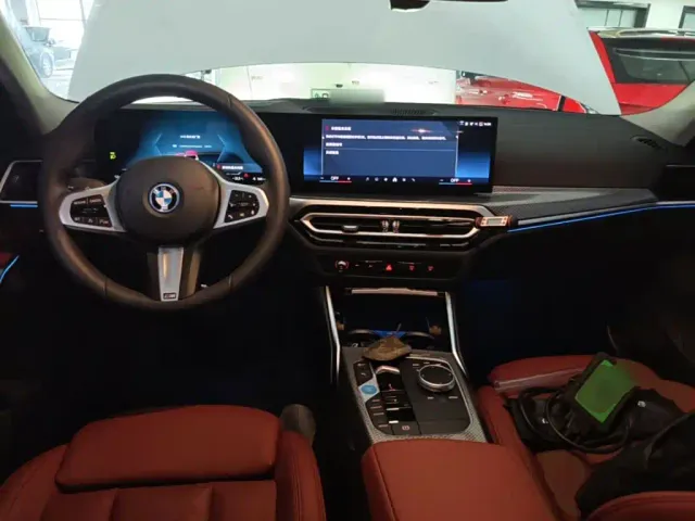 BMW i3 — Фото автомобиля 9
