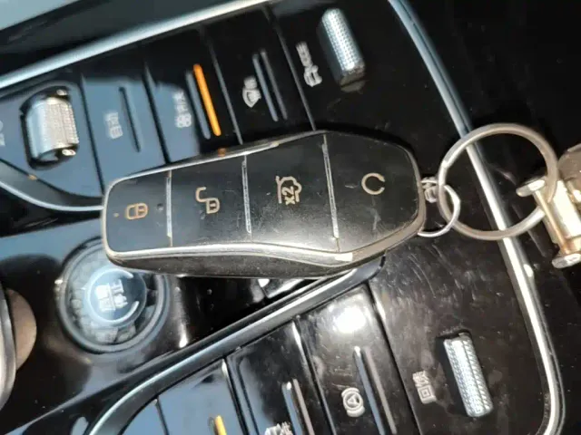 BYD Qin PLUS — Фото автомобиля 8