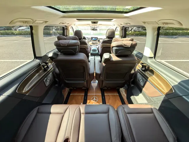 Mercedes-Benz V-Class — Фото автомобиля 15