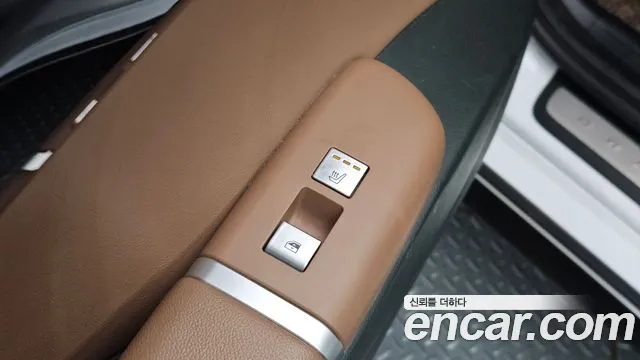 Hyundai Grandeur Grandeur (GN7) — Фото автомобиля 28