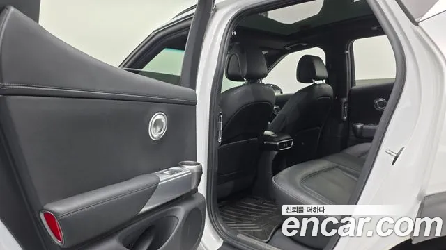 Genesis GV60 — Фото автомобиля 30