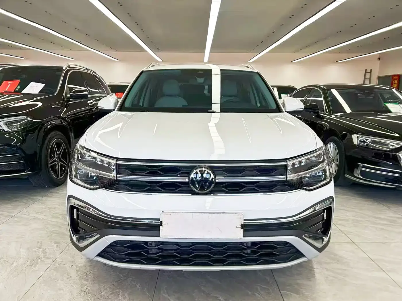 Volkswagen Tharu 2024 300TSI 2WD Full Moon Edition — Фото автомобиля 2
