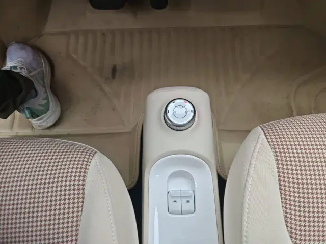 Wuling Hongguang Mini EV — Фото автомобиля 12