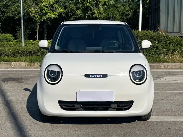 Changan Lumin — Фото автомобиля 2