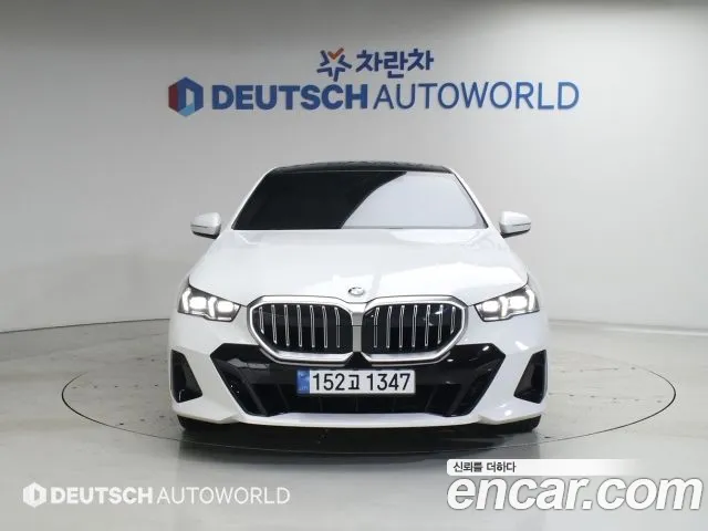 BMW 5-Series 5 серия (G60) 530i xDrive M Sport — Фото автомобиля 3