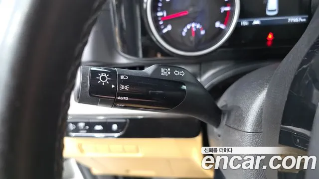 Kia Carnival 4th Gen — Фото автомобиля 30