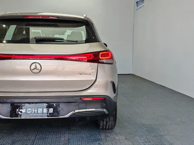 Mercedes-Benz EQA — Фото автомобиля 22
