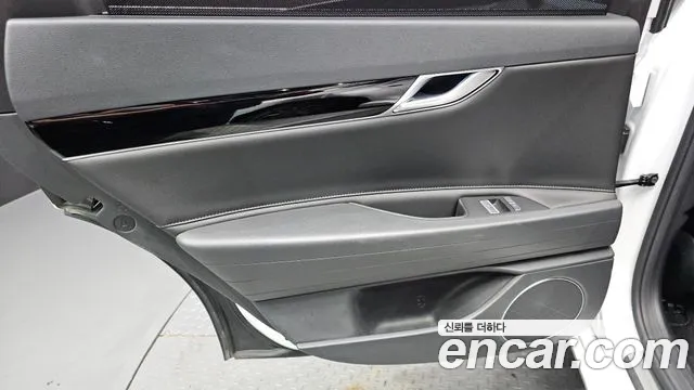Genesis G80 RG3 — Фото автомобиля 14