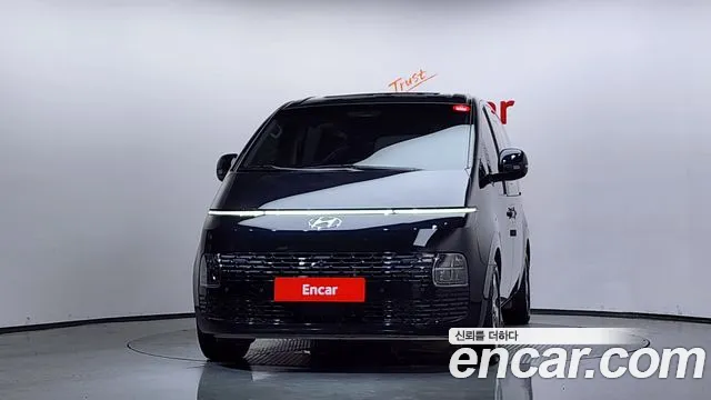 Hyundai Staria Staria 4WD Tourer 9 мест — Фото автомобиля 2