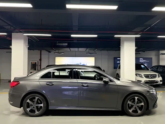 Mercedes-Benz A-Class — Фото автомобиля 4