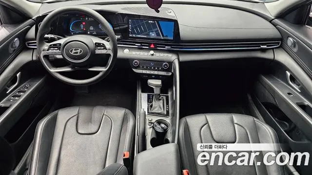 Hyundai Avante CN7 — Фото автомобиля 10