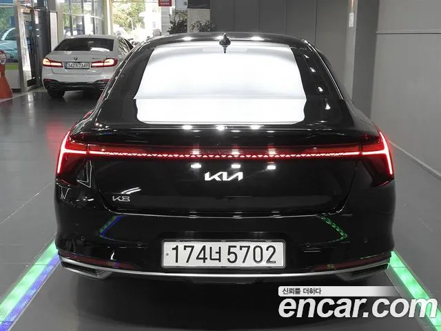 Kia K8 — Фото автомобиля 2