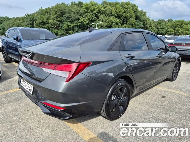 Hyundai AVANTE Avante (CN7) — Фото автомобиля 6