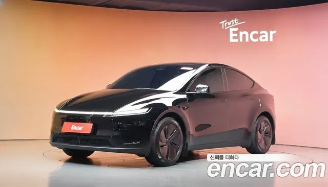 Фотография автомобиля — Tesla Model Y
