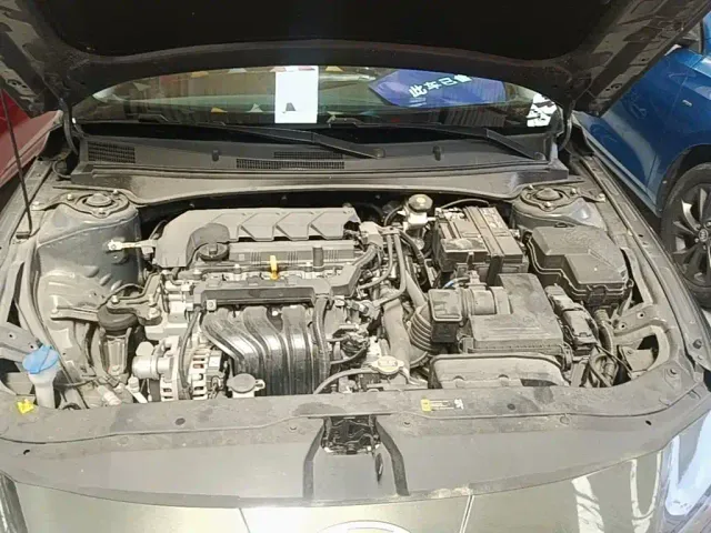 Hyundai Elantra — Фото автомобиля 19