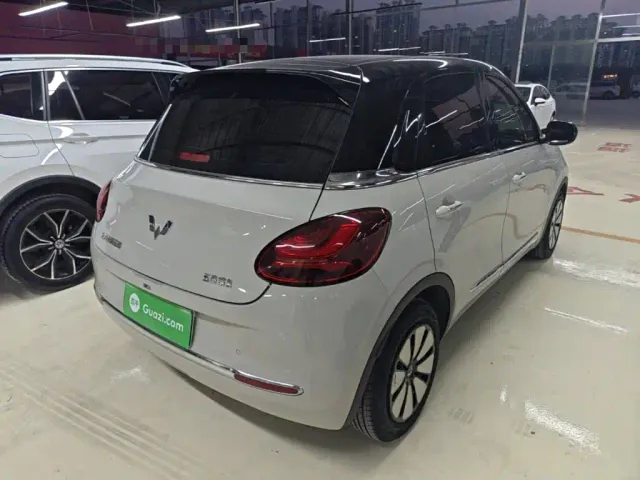 Wuling Bingo — Фото автомобиля 6