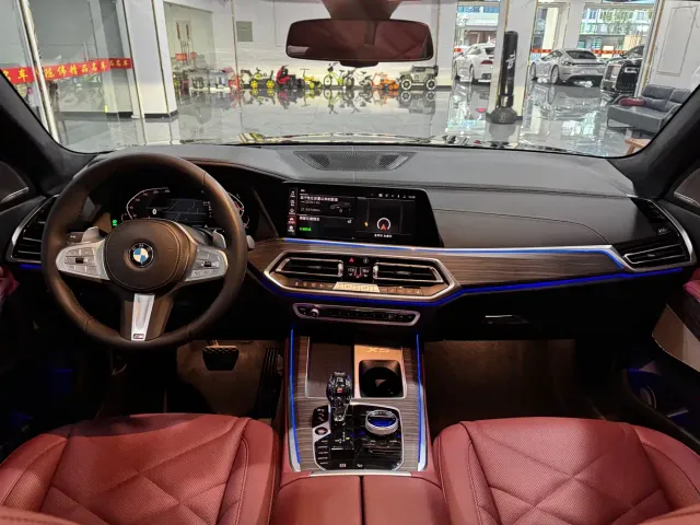 BMW X5 — Фото автомобиля 6