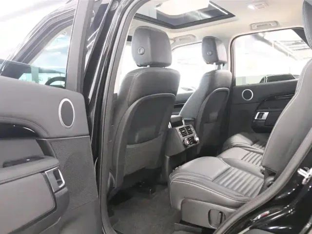 Land Rover Discovery — Фото автомобиля 18