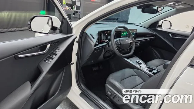Kia Niro Prestige — Фото автомобиля 10