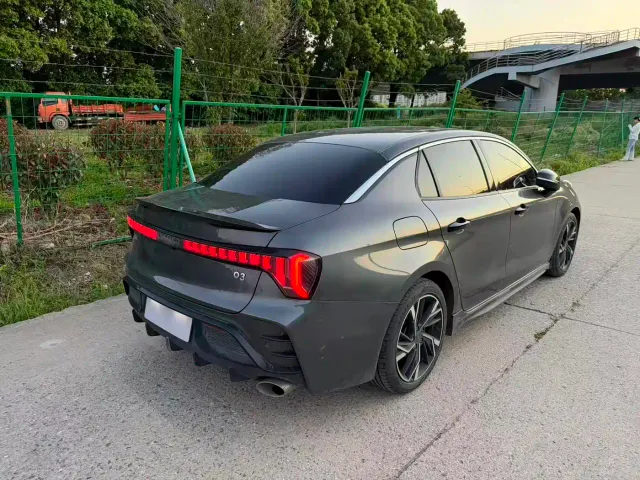 Lynk & Co 03 — Фото автомобиля 14