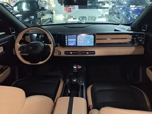 Geely ICON — Фото автомобиля 9