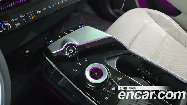 Kia EV6 — Фото автомобиля 12