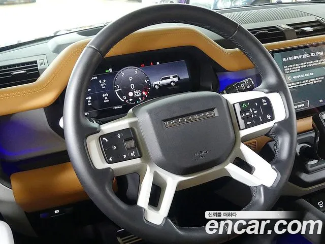 Land Rover Defender — Фото автомобиля 15