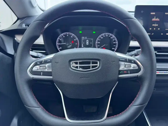 Geely Vision X3 — Фото автомобиля 13