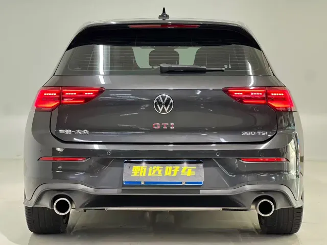 Volkswagen Golf GTI — Фото автомобиля 8