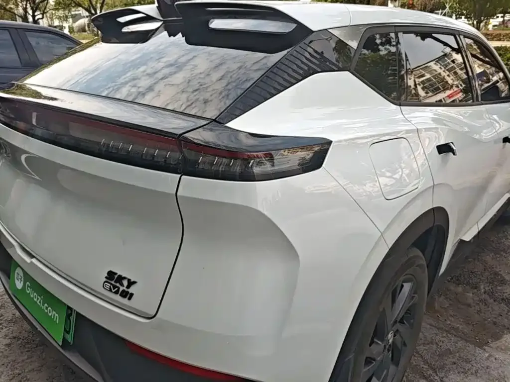 Dongfeng Aeolus SKY EV01 2025 530km AIR — Фото автомобиля 7