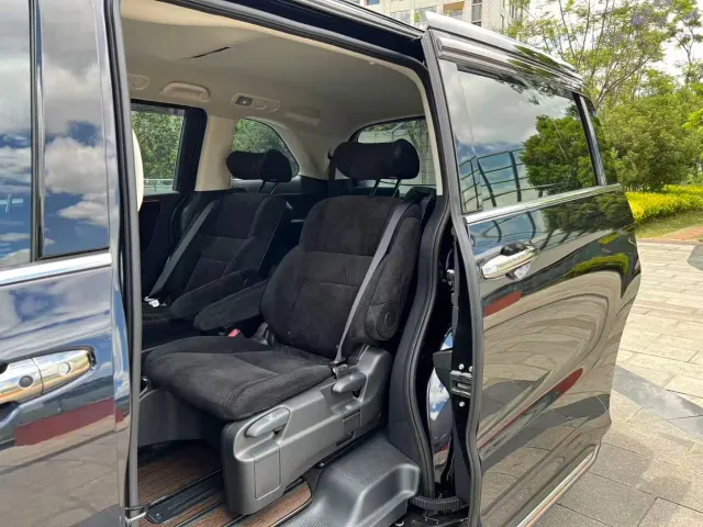 Honda Odyssey — Фото автомобиля 13