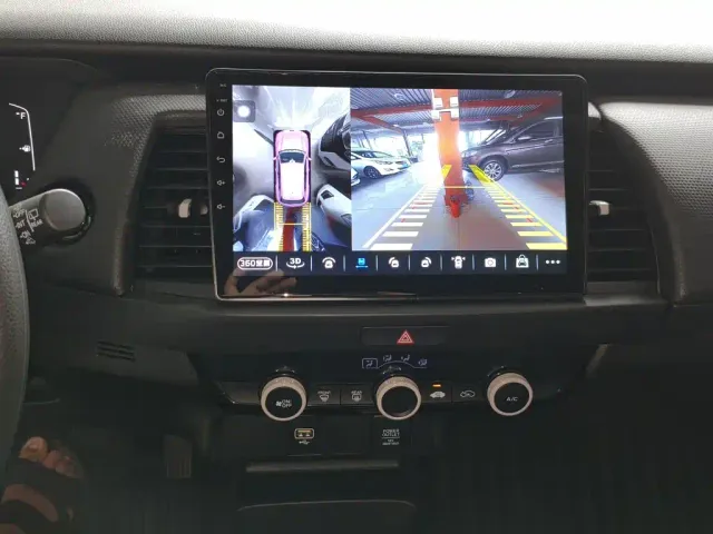 Honda Fit — Фото автомобиля 12