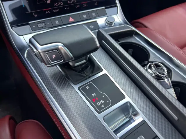 Audi A7L — Фото автомобиля 8