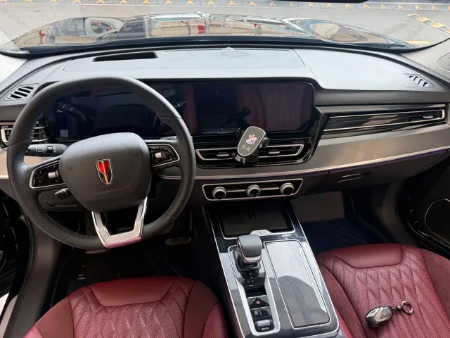 Hongqi HS5 — Фото автомобиля 4