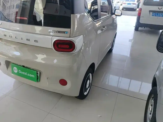 Wuling Hongguang Mini EV — Фото автомобиля 7