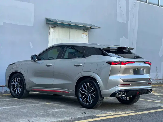 Changan Z6 — Фото автомобиля 4