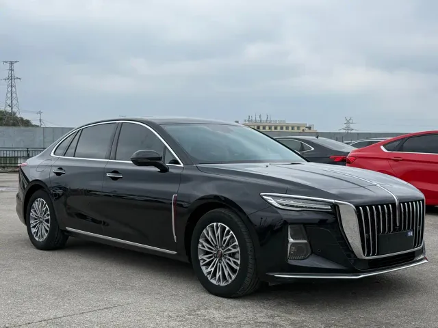 Hongqi H5 — Фото автомобиля 3