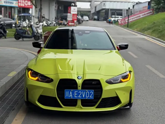 BMW M4 — Фото автомобиля 2