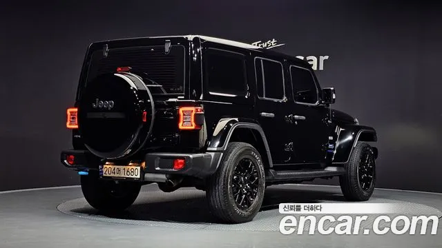Jeep Wrangler JL — Фото автомобиля 2