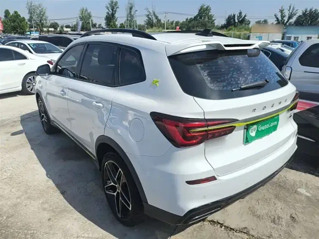 Roewe RX5 — Фото автомобиля 4