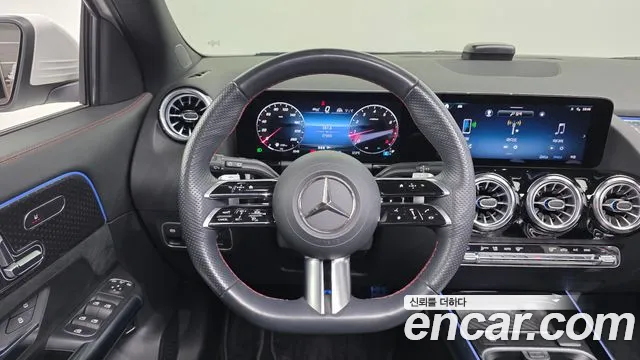 Mercedes-Benz GLA-Class H247 — Фото автомобиля 20