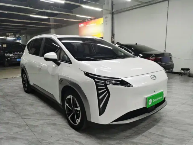 GAC Aion Y — Фото автомобиля 3
