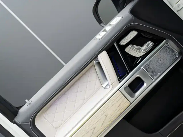 Mercedes-Benz G-Class — Фото автомобиля 8